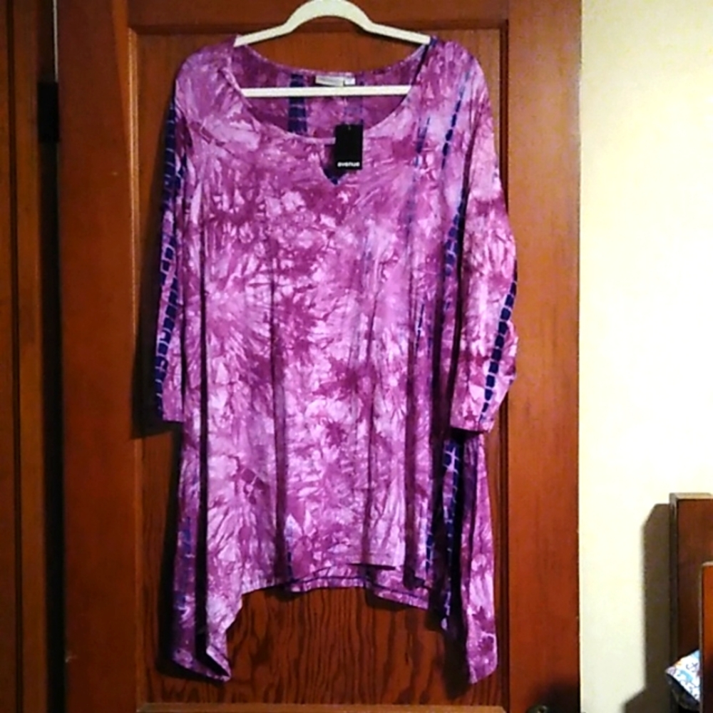 Women's plus size tye dye 3/4 sleeve Avenue top NWT